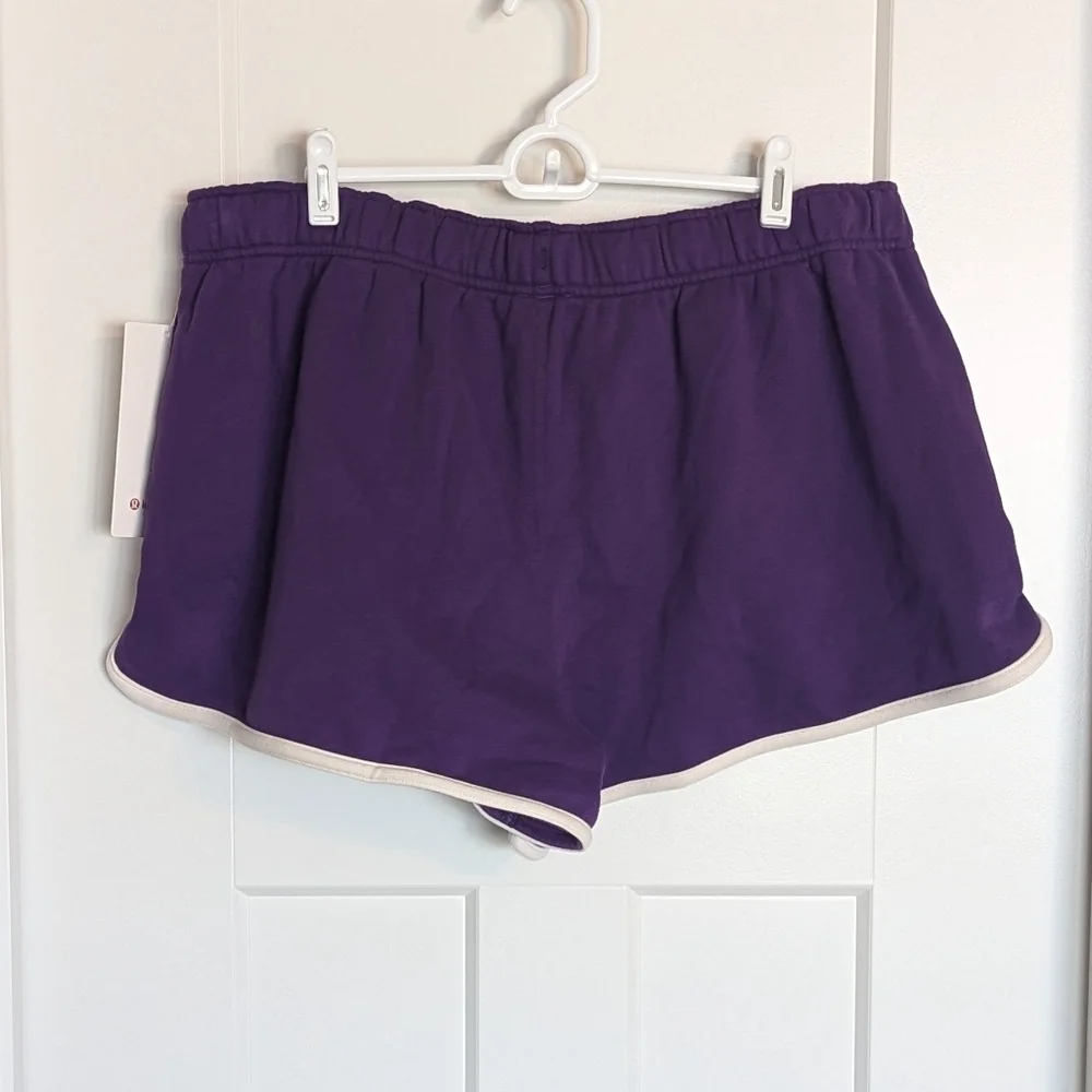 Lululemon NWT Scuba Mid Rise Oversized Shorts - College Purple sz XL